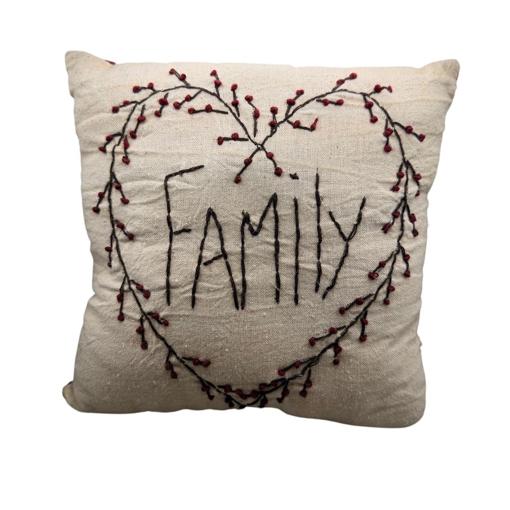Honey & Me Inc Family Heart Wreath Decorative Pillow Red Tan Plaid Primitive 8in